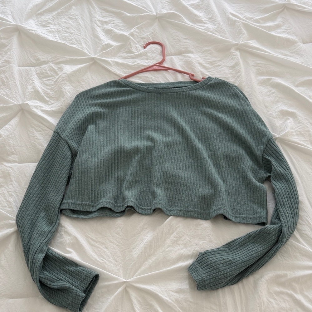 Light Green Cropped Sweater